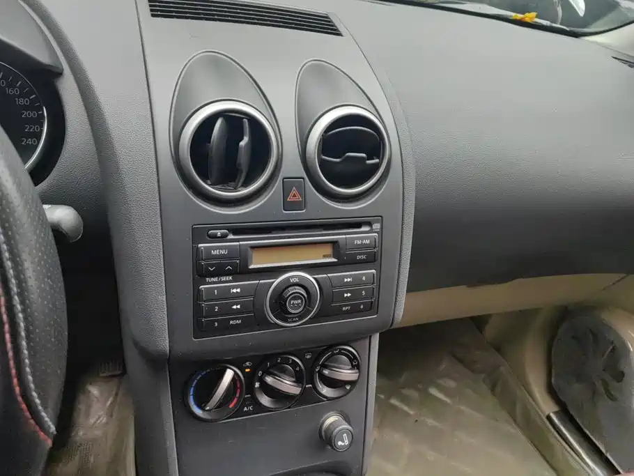 Nissan Qashqai 2014 — фото 13