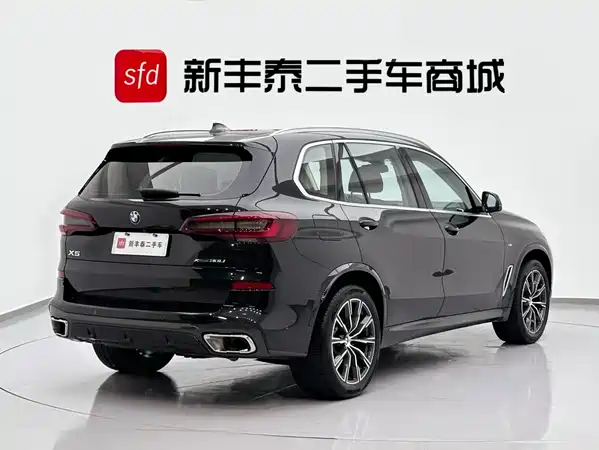 BMW X5 2023