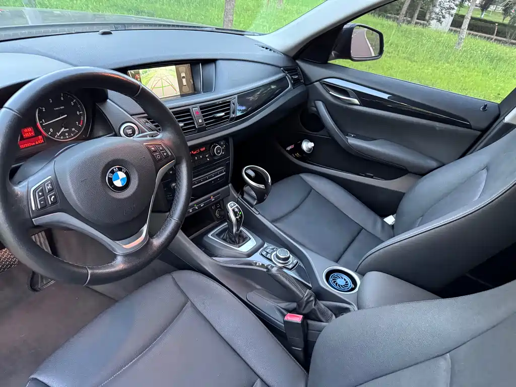 BMW X1 2015 — фото 4
