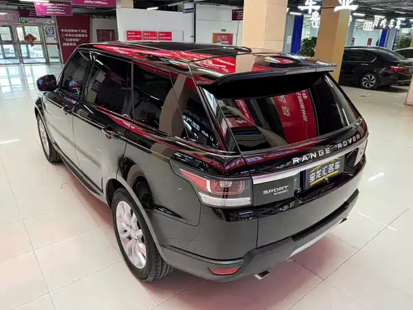 Land Rover Range Rover Sport 2015