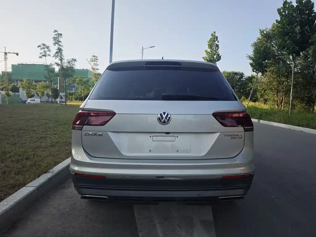 Volkswagen Tiguan L 2018