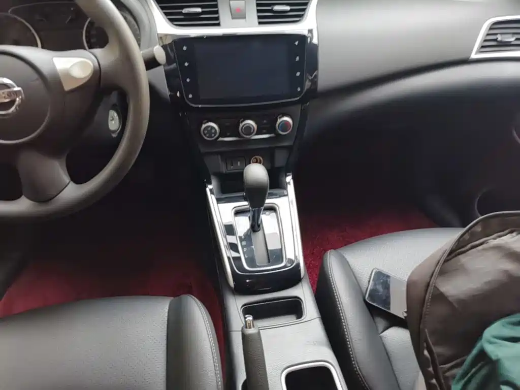 Nissan Sylphy 2020 — фото 14