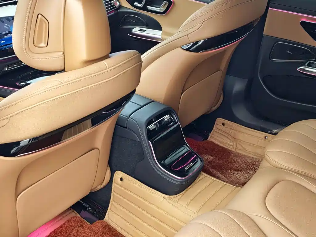 Mercedes-Benz E-Class 2024
