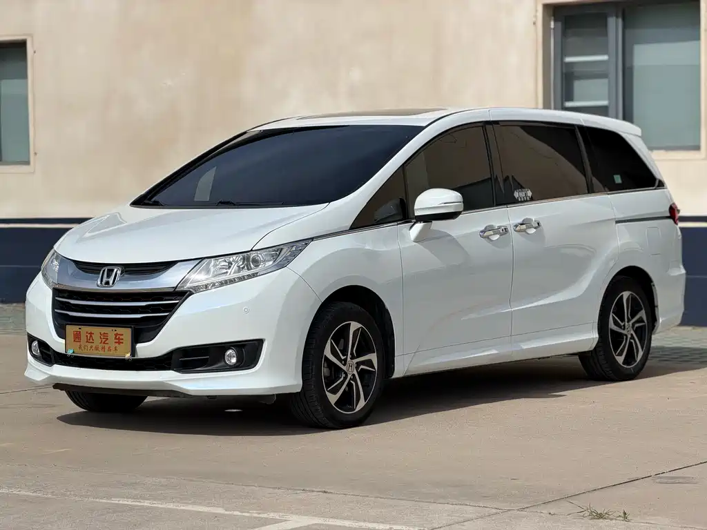 Honda Odyssey 2018 — фото 1