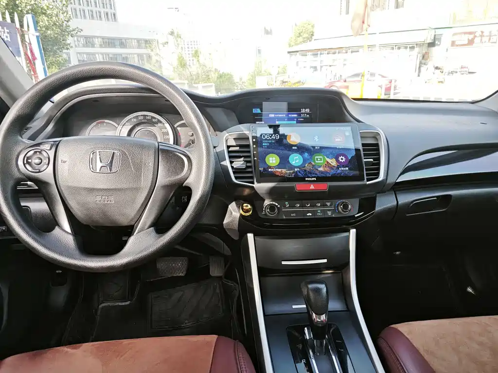 Honda Accord 2017 — фото 6