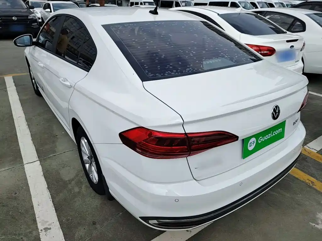 Volkswagen Bora 2023