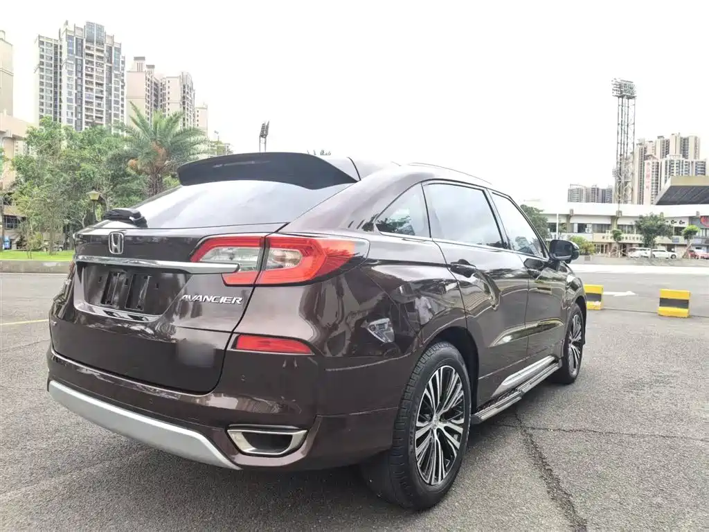 Honda Avancier 2017 — фото 9