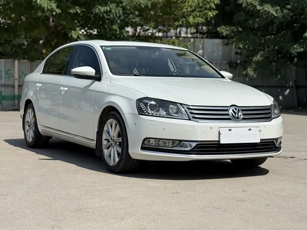 Volkswagen Magotan 2014