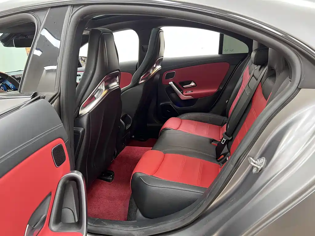 Mercedes-Benz Mercedes CLA AMG 2021 — фото 17