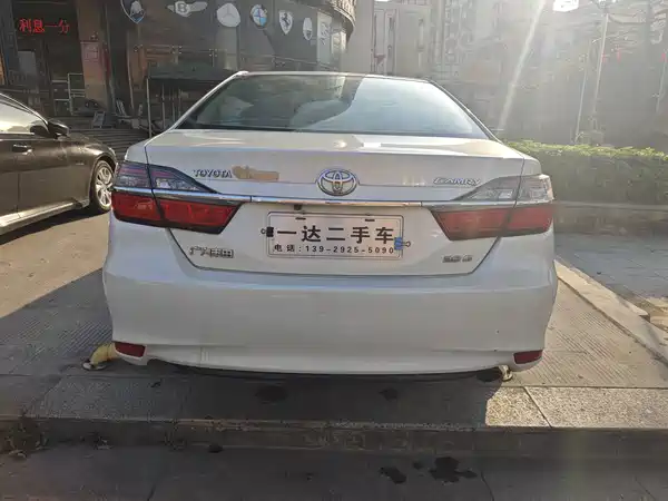 Toyota Camry 2015
