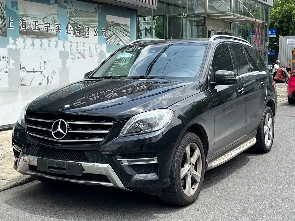 Mercedes-Benz M-Class 2015 — фото 1