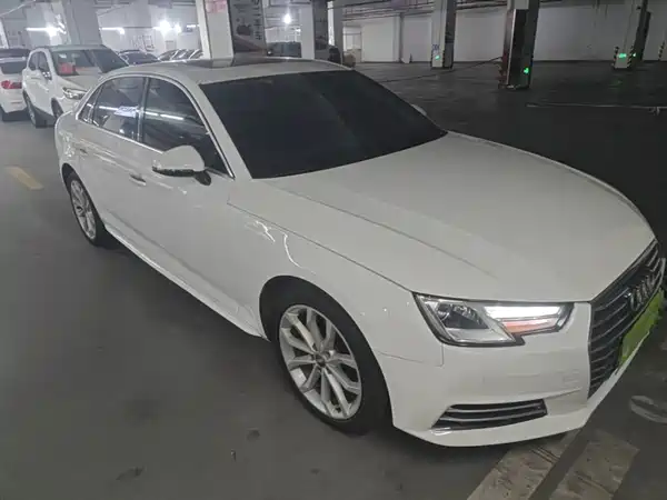 Audi A4L 2018