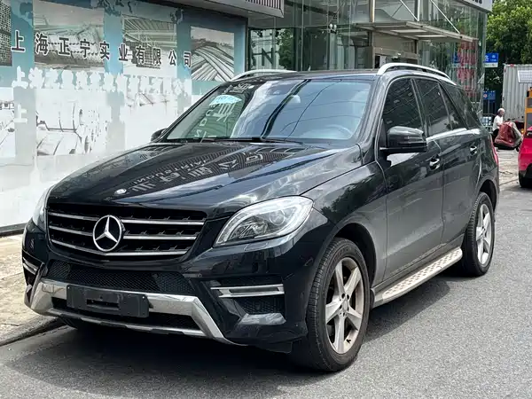 Mercedes-Benz M-Class 2015