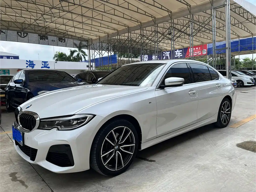 BMW 3 Series 2022