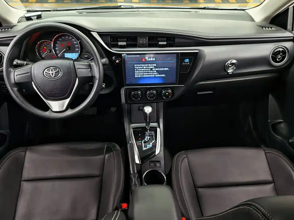 Toyota Corolla 2018 — фото 6