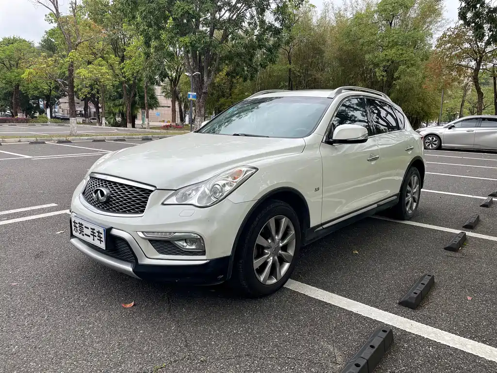 Infiniti QX50 2017 — фото 1