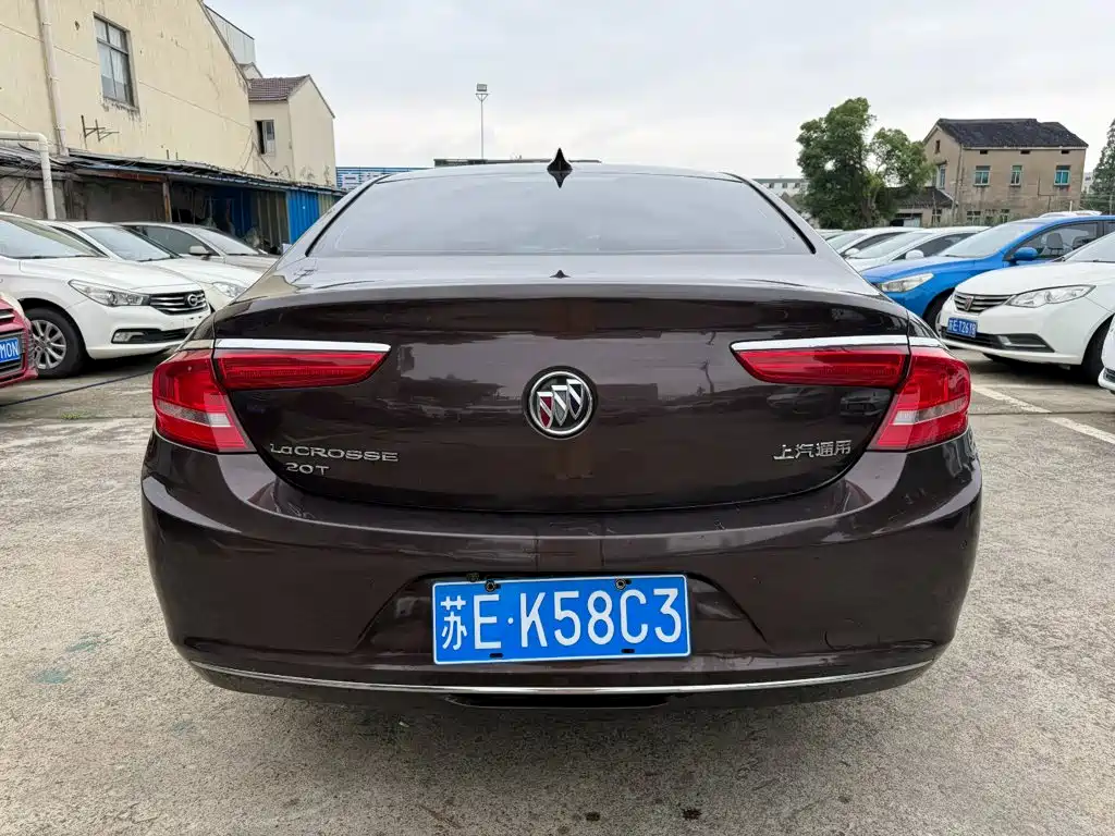Buick LaCrosse 2018 — фото 6
