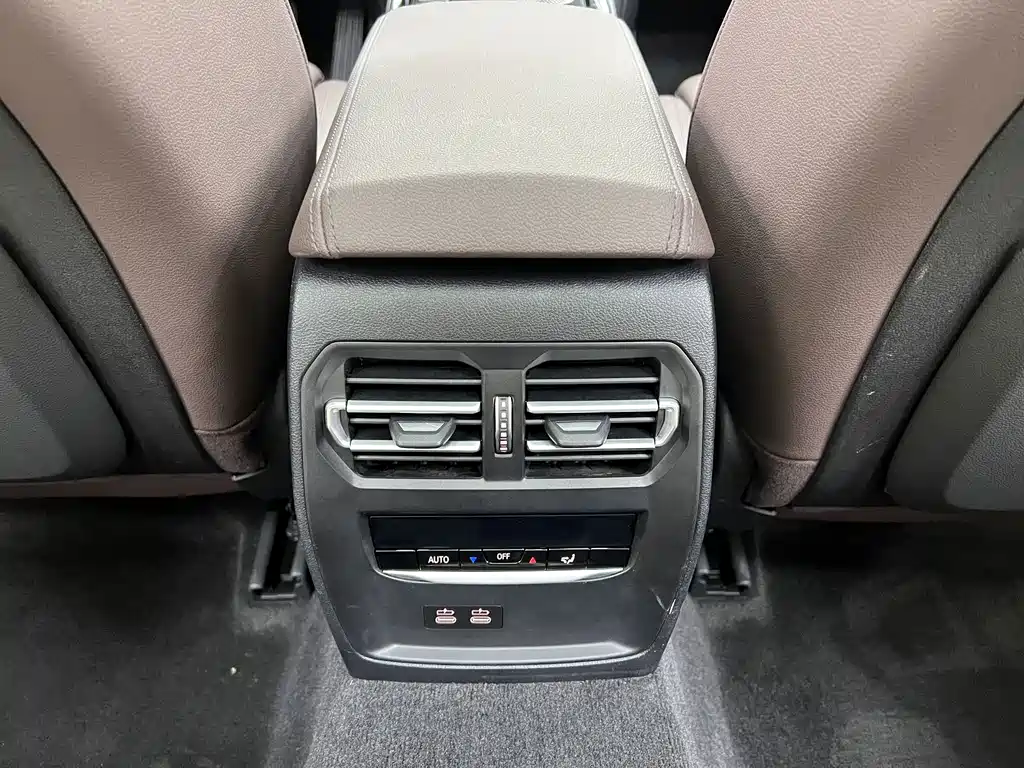 BMW 3 Series 2021 — фото 11