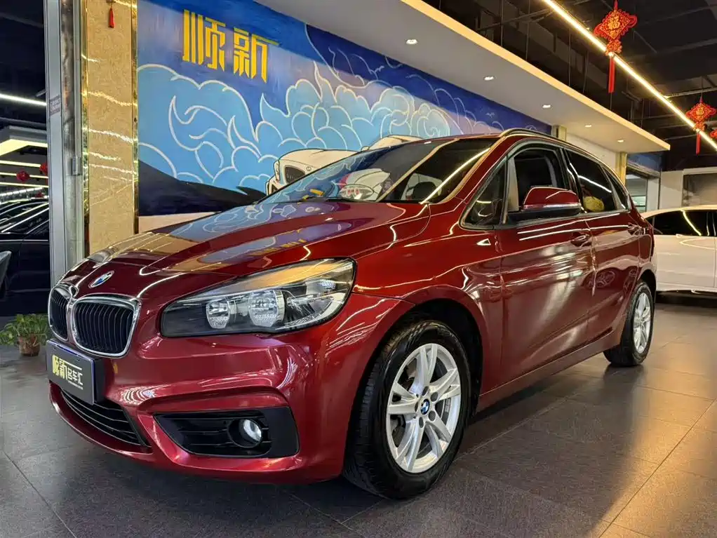BMW 2 Series Active Tourer 2015 — фото 1