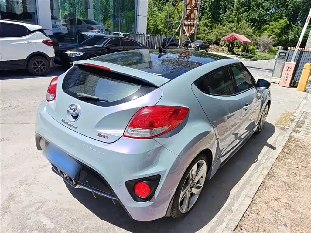 Hyundai Veloster 2015 — фото 7