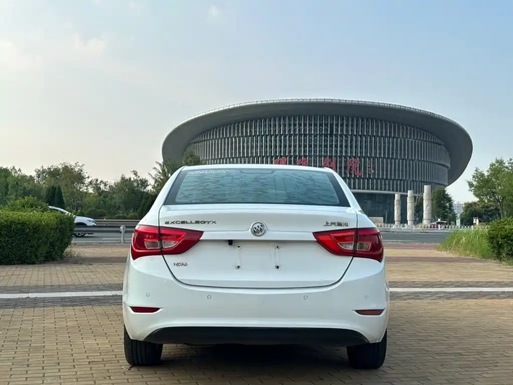 Buick Excelle 2015