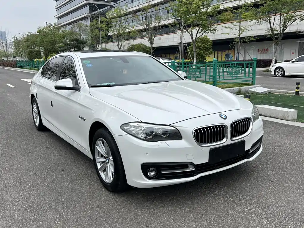BMW 5 Series 2016