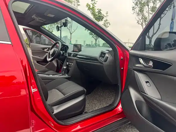Mazda CX-4 2020