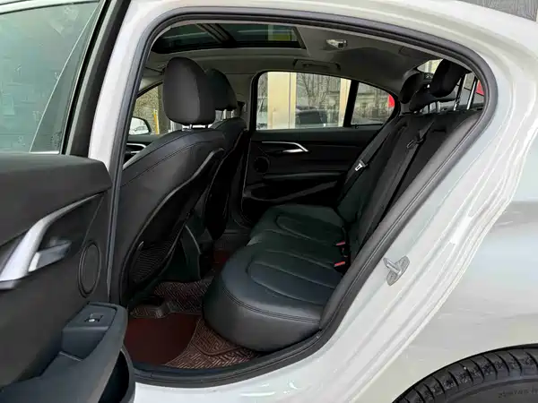BMW 1 Series 2018