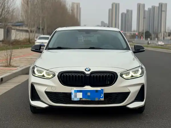 BMW 1 Series 2021