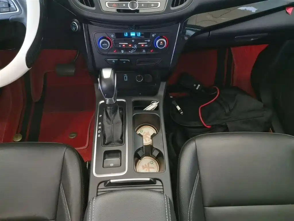 Ford Kuga 2019 — фото 14
