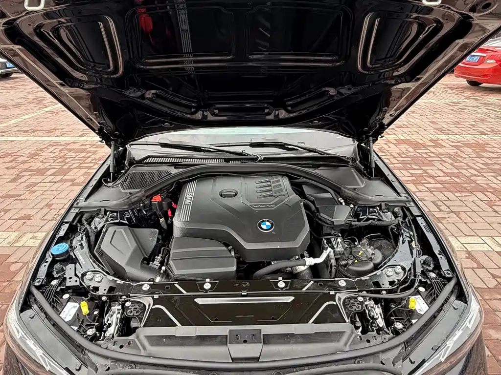 BMW 3 Series 2023 — фото 15