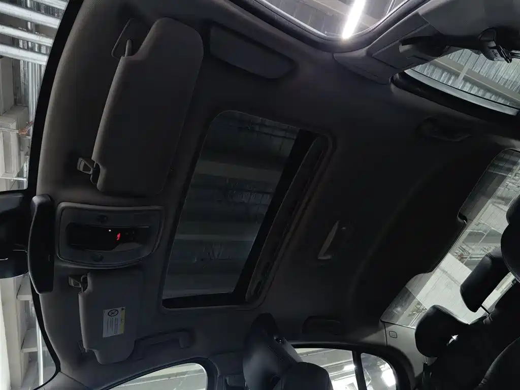 Volvo S60 2015 — фото 14