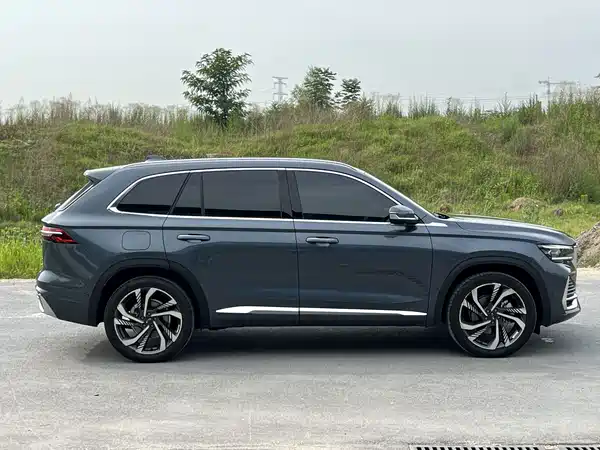 Geely Xingyue L 2023