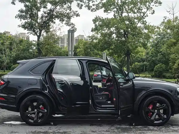 Bentley Bentayga 2021
