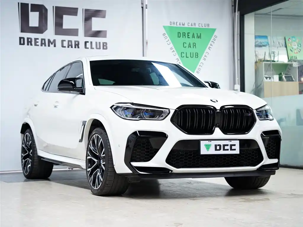 BMW X6 M 2022 — фото 13
