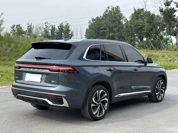 Geely Xingyue L 2023