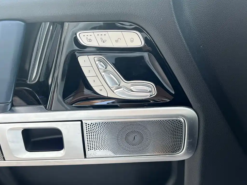 Mercedes-Benz G-Class 2019 — фото 12