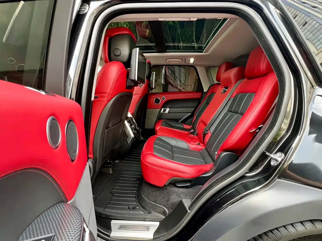 Land Rover Sport 2020 — фото 20