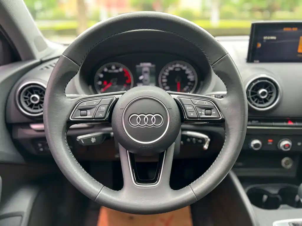 Audi A3 2020 — фото 11