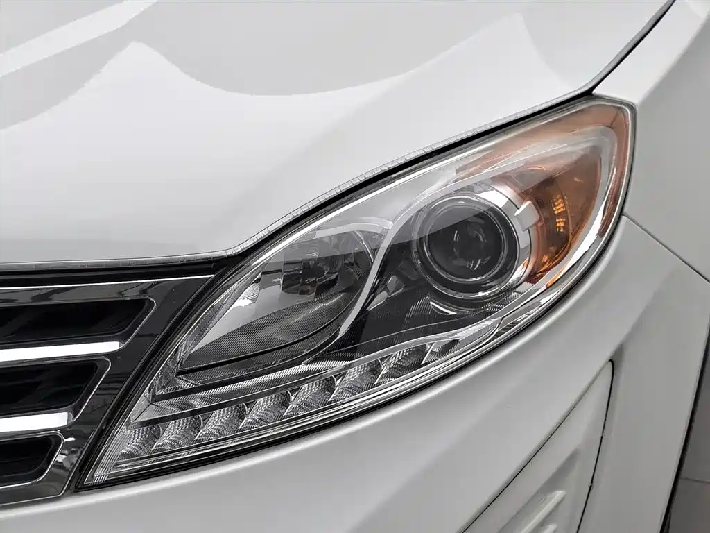 GAC Motor Trumpchi GS5 2014 — фото 7