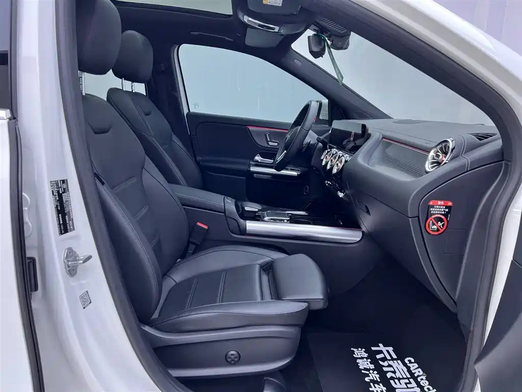 Mercedes-Benz GLA 2020 — фото 19