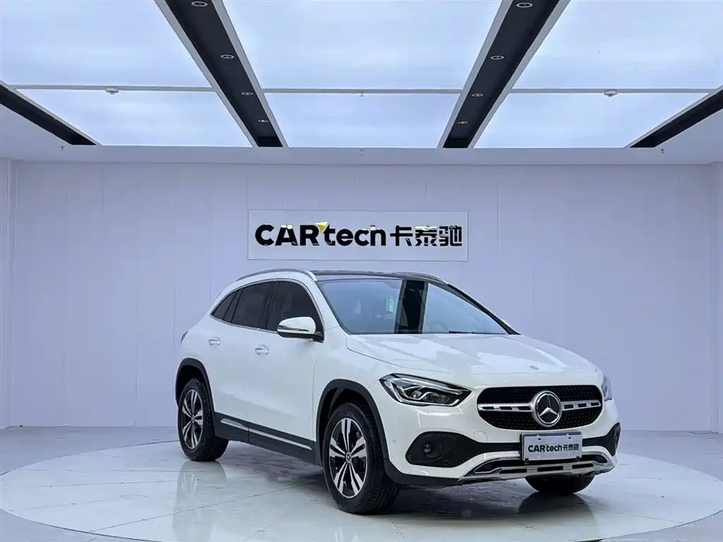 Mercedes-Benz GLA 2020