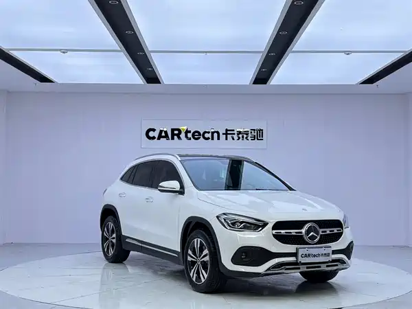Mercedes-Benz GLA 2020