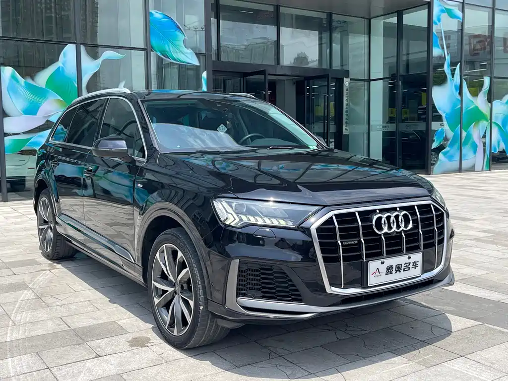 Audi Q7 2020 — фото 3