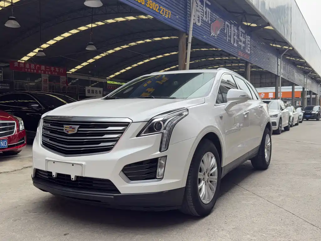Cadillac XT5 2018 — фото 1