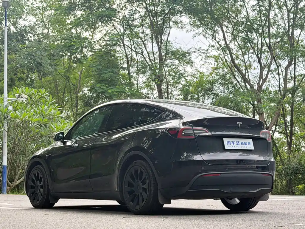 Tesla Model Y 2022 — фото 5