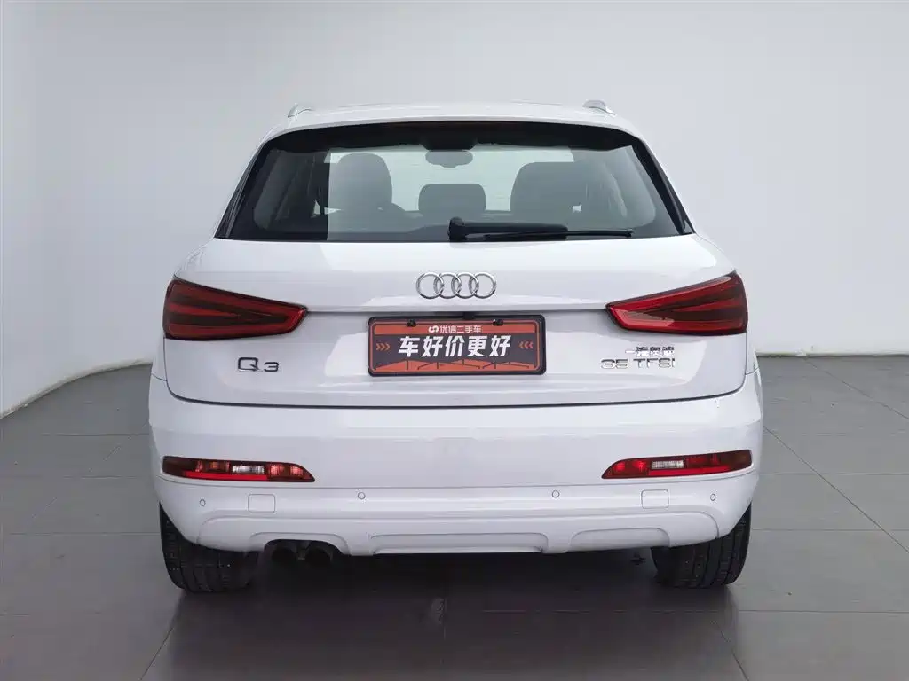 Audi Q3 2015