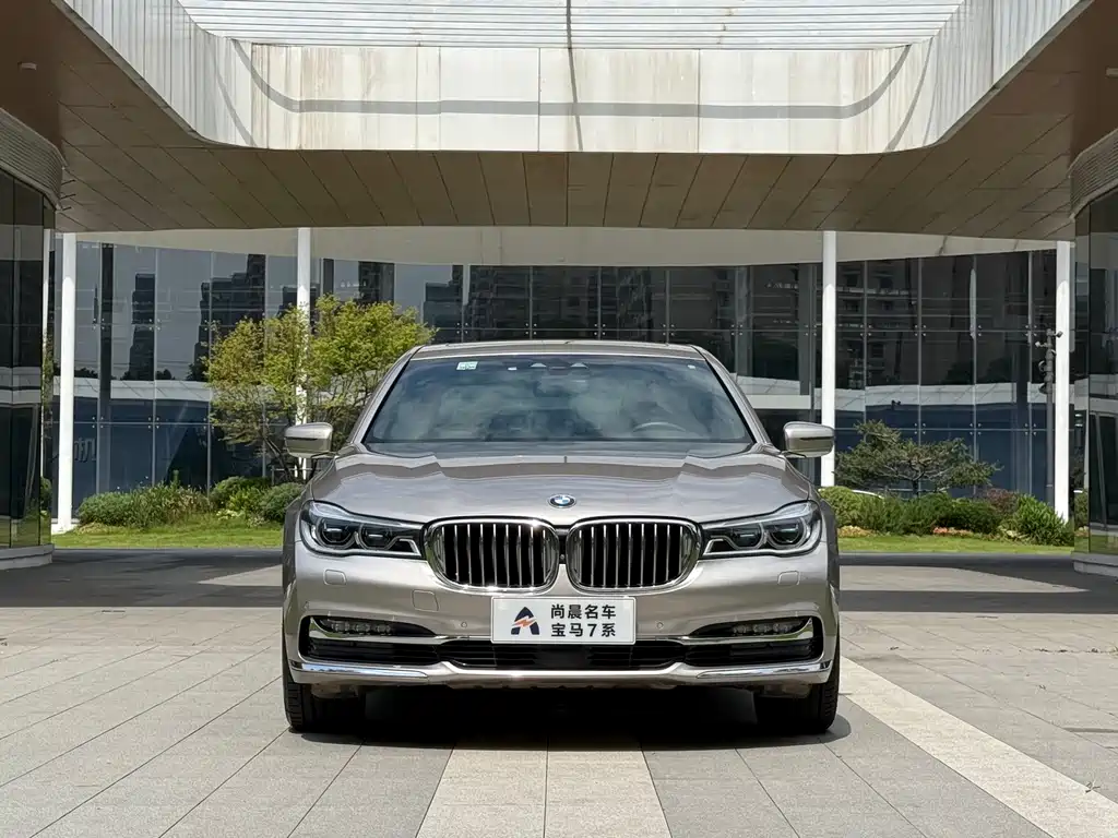BMW 7 Series 2016 — фото 2