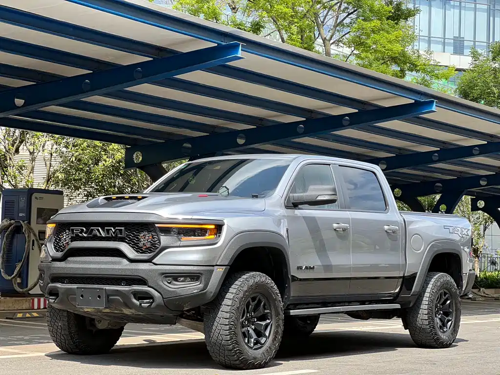 RAM Trucks 2023 — фото 1