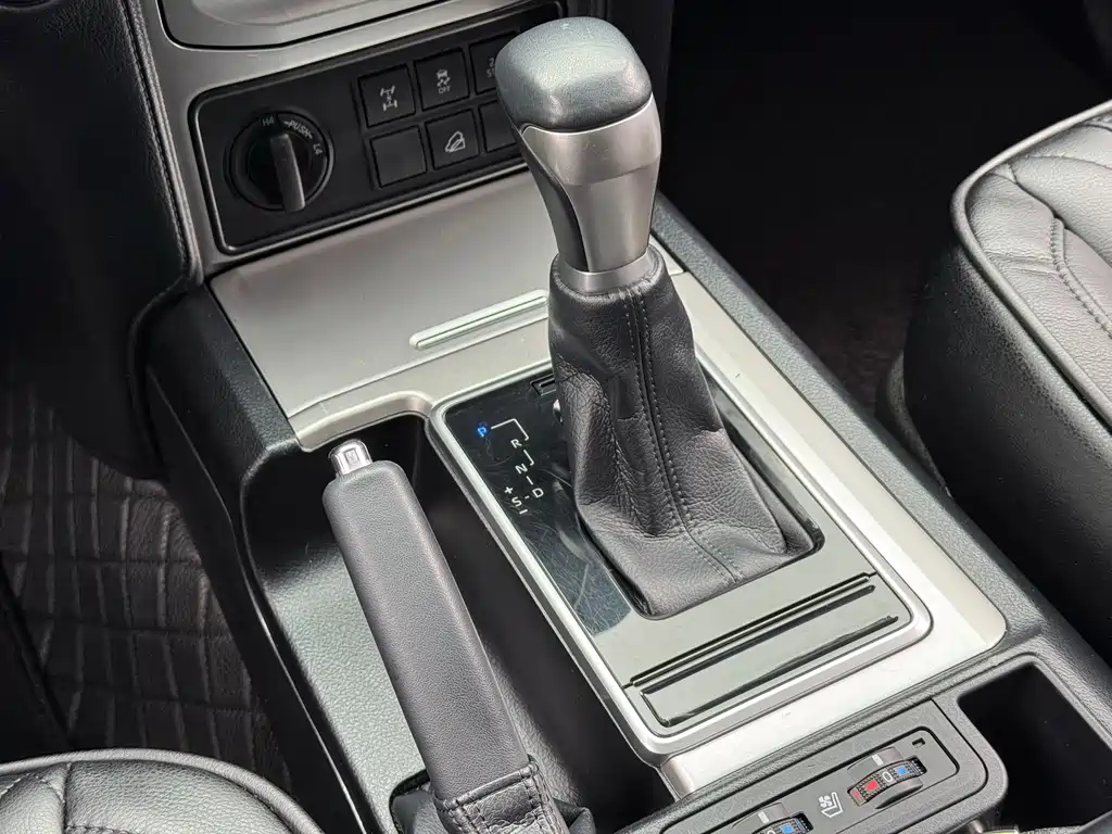 Toyota Prado 2020 — фото 13